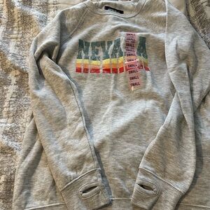State of Mind Women’s  Gray Crewneck Sweater with Nevada Design NWT